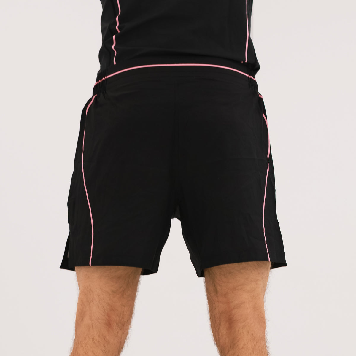 Flow Shorts - Black/Pink