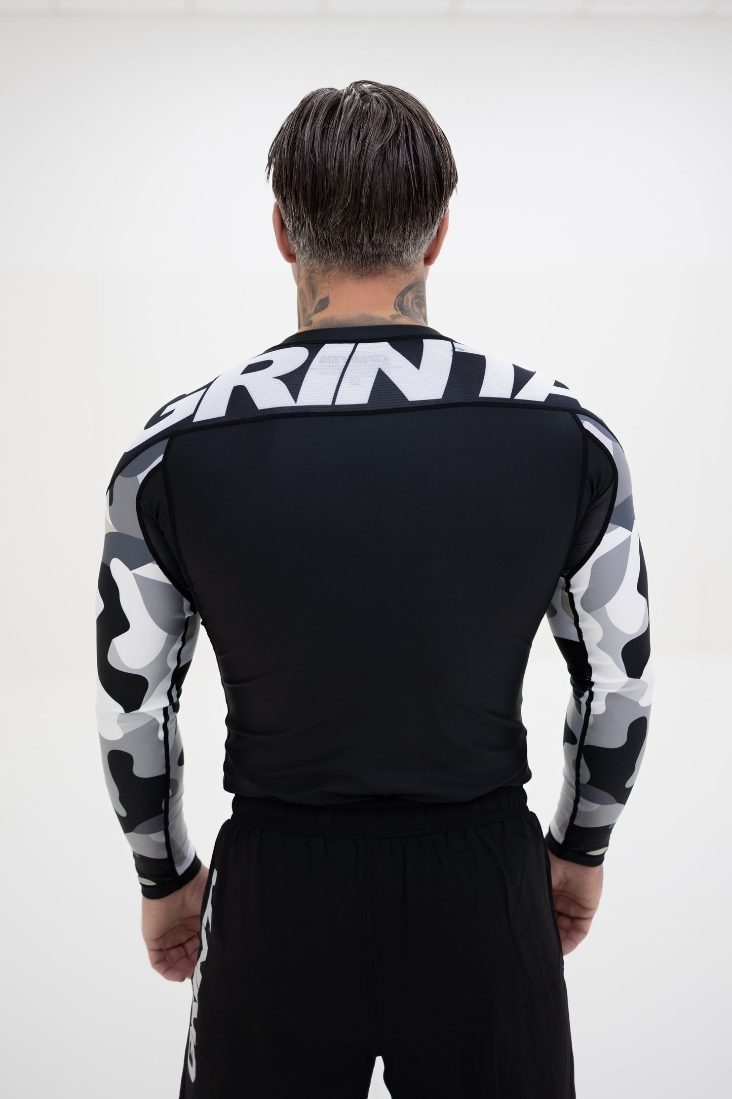 Camouflage Long Sleeve Rashguard - Black