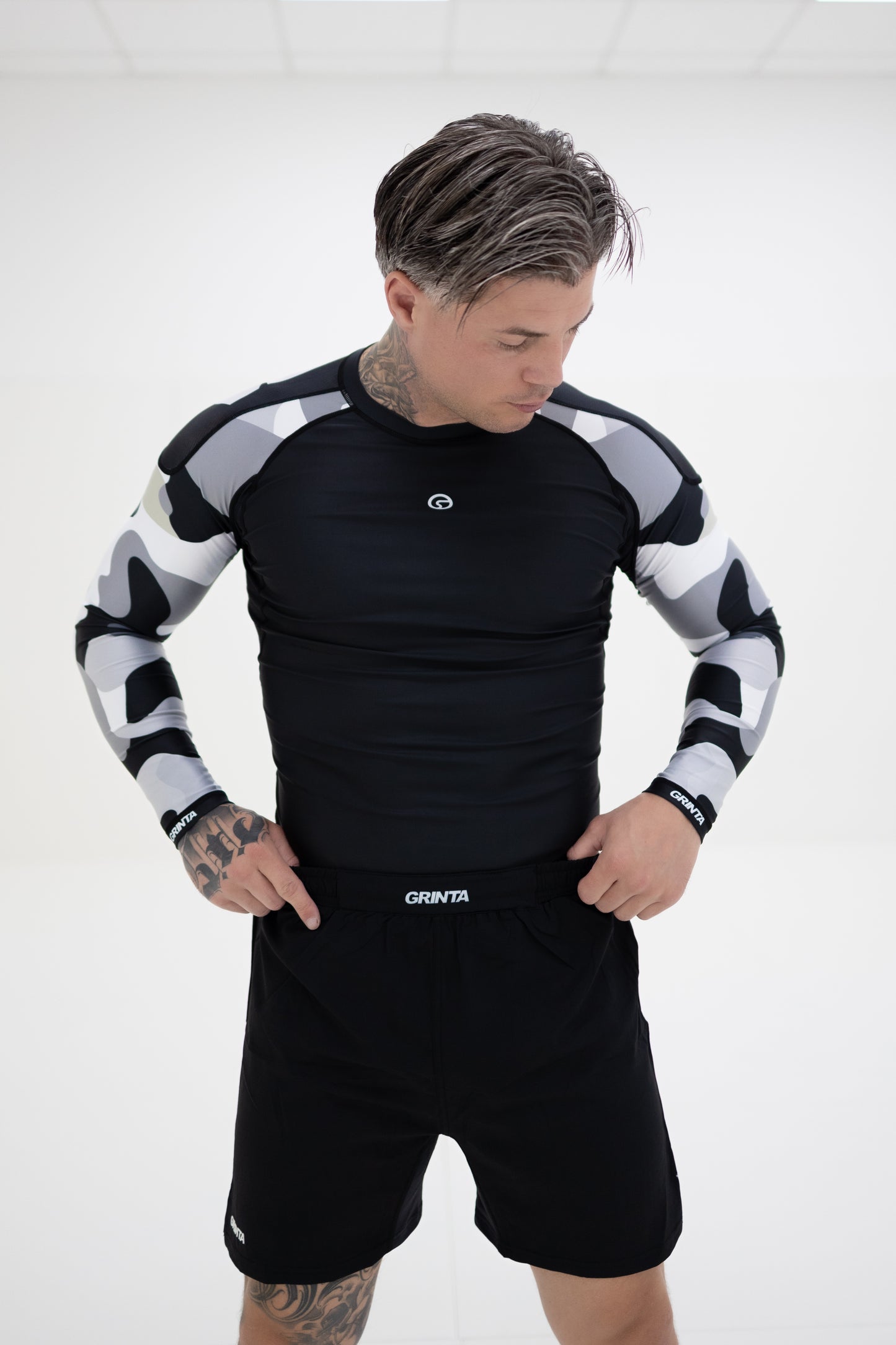 Camouflage Long Sleeve Rashguard - Black