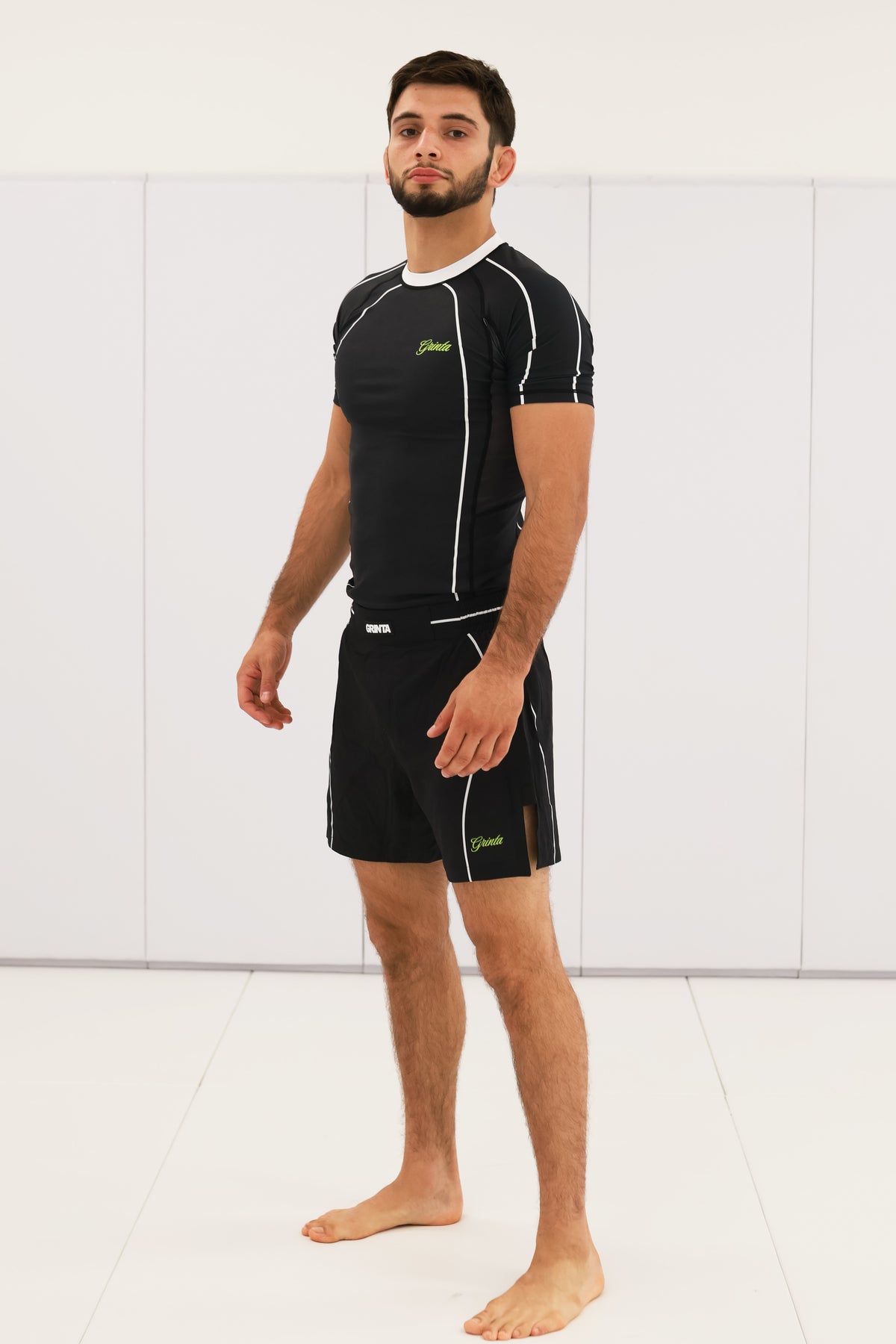 Flow Rashguard - Black/White