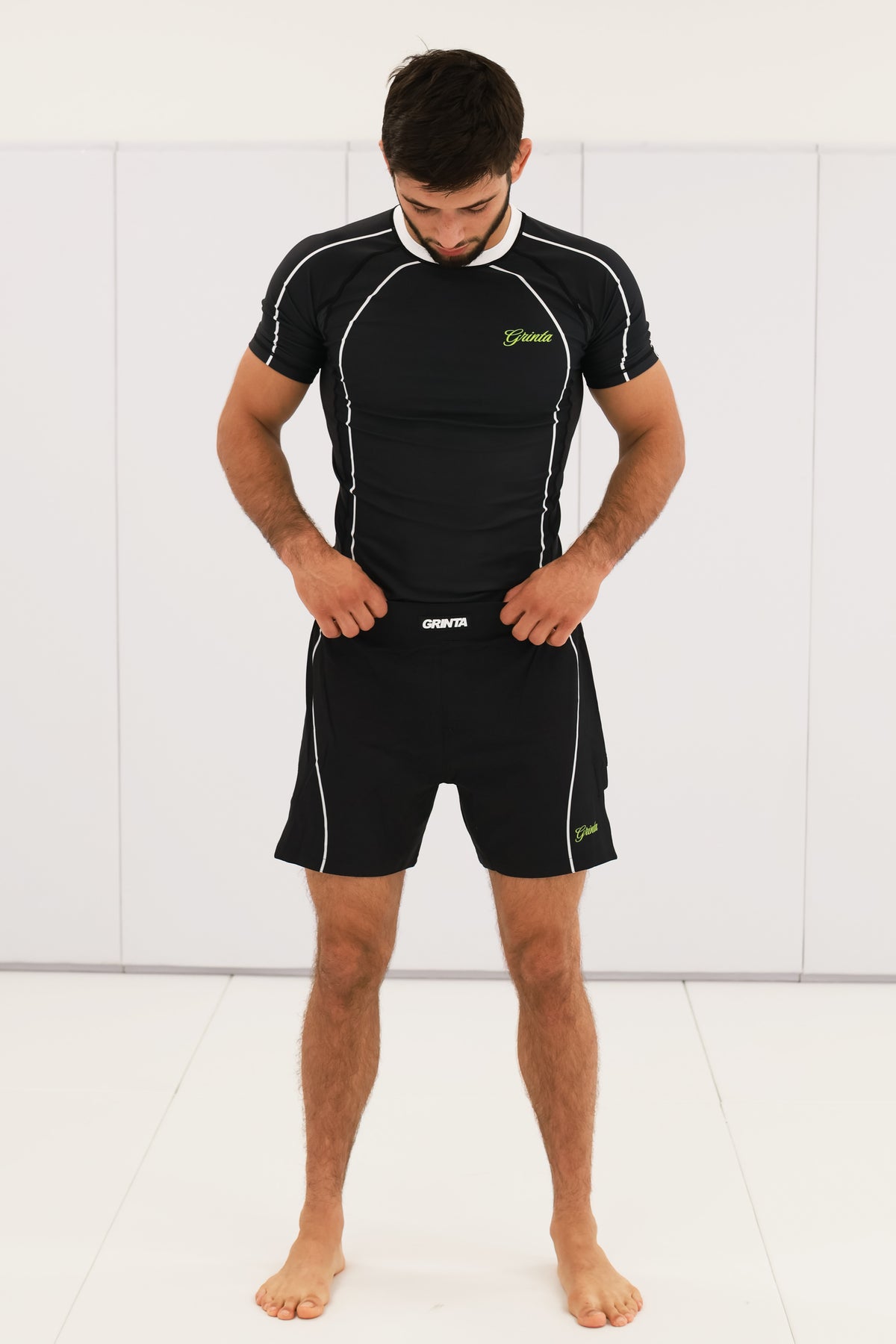 Flow Rashguard - Black/White