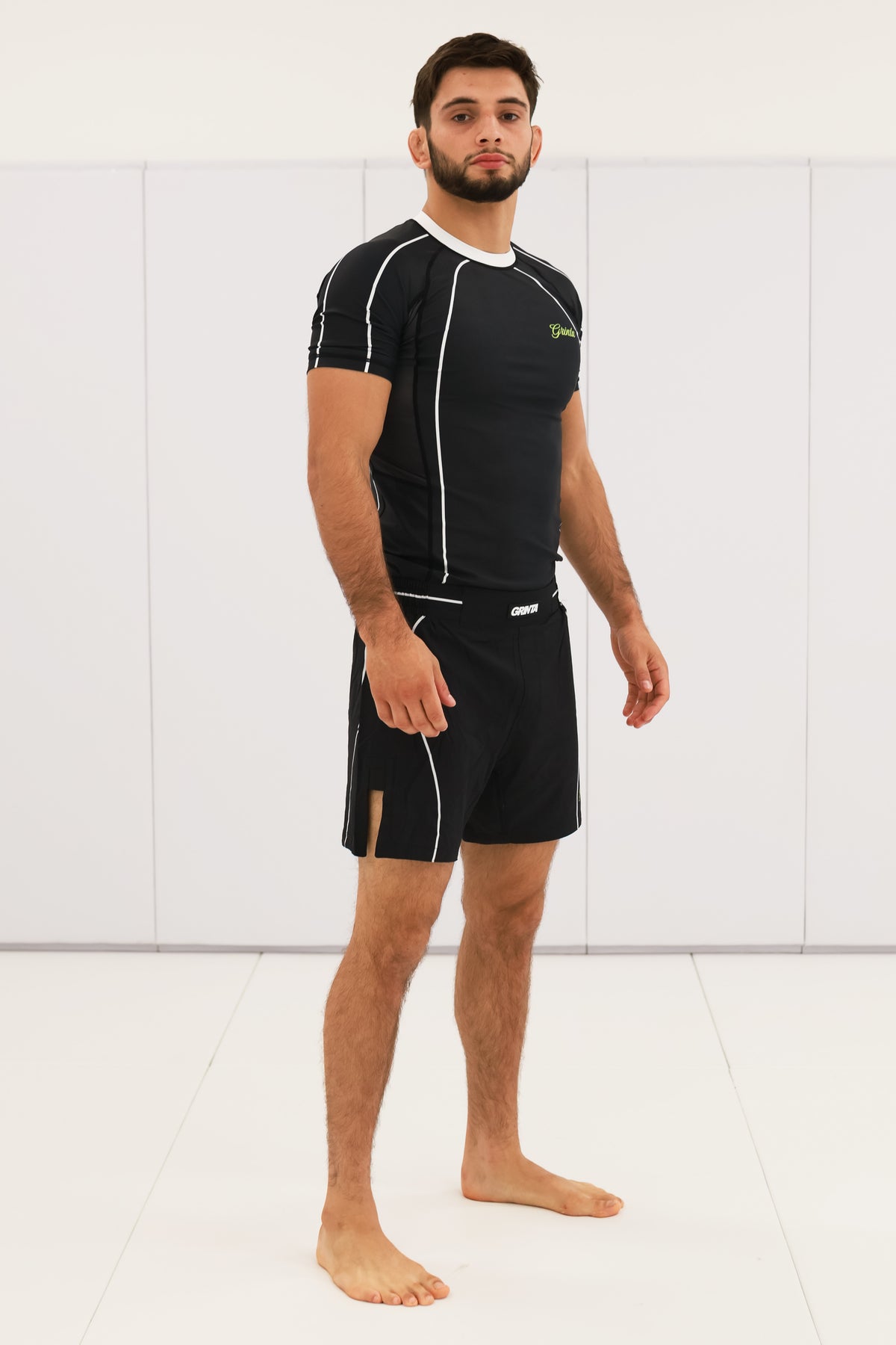 Flow Rashguard - Black/White