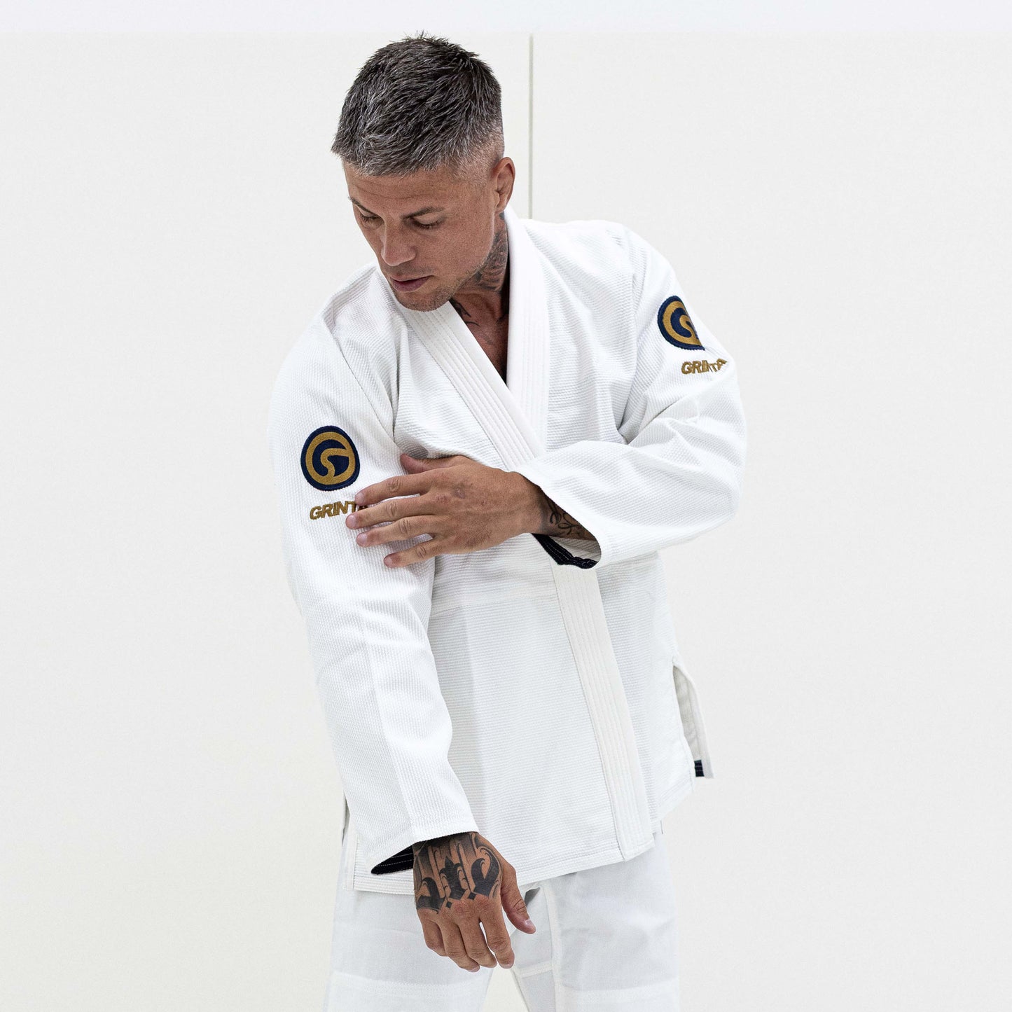 Essential Gi White With Brown/Navy Blue