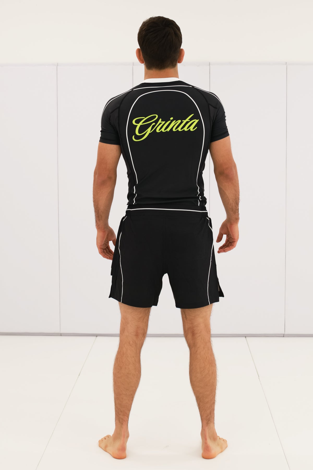 Flow Rashguard - Black/White