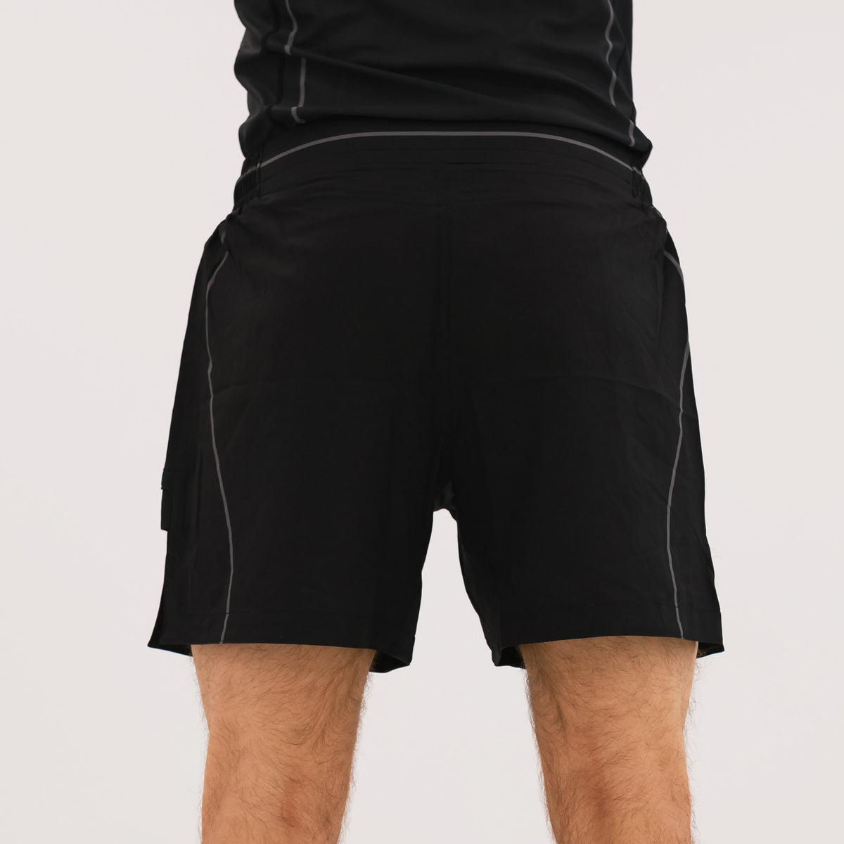 Flow Shorts - Black/Red