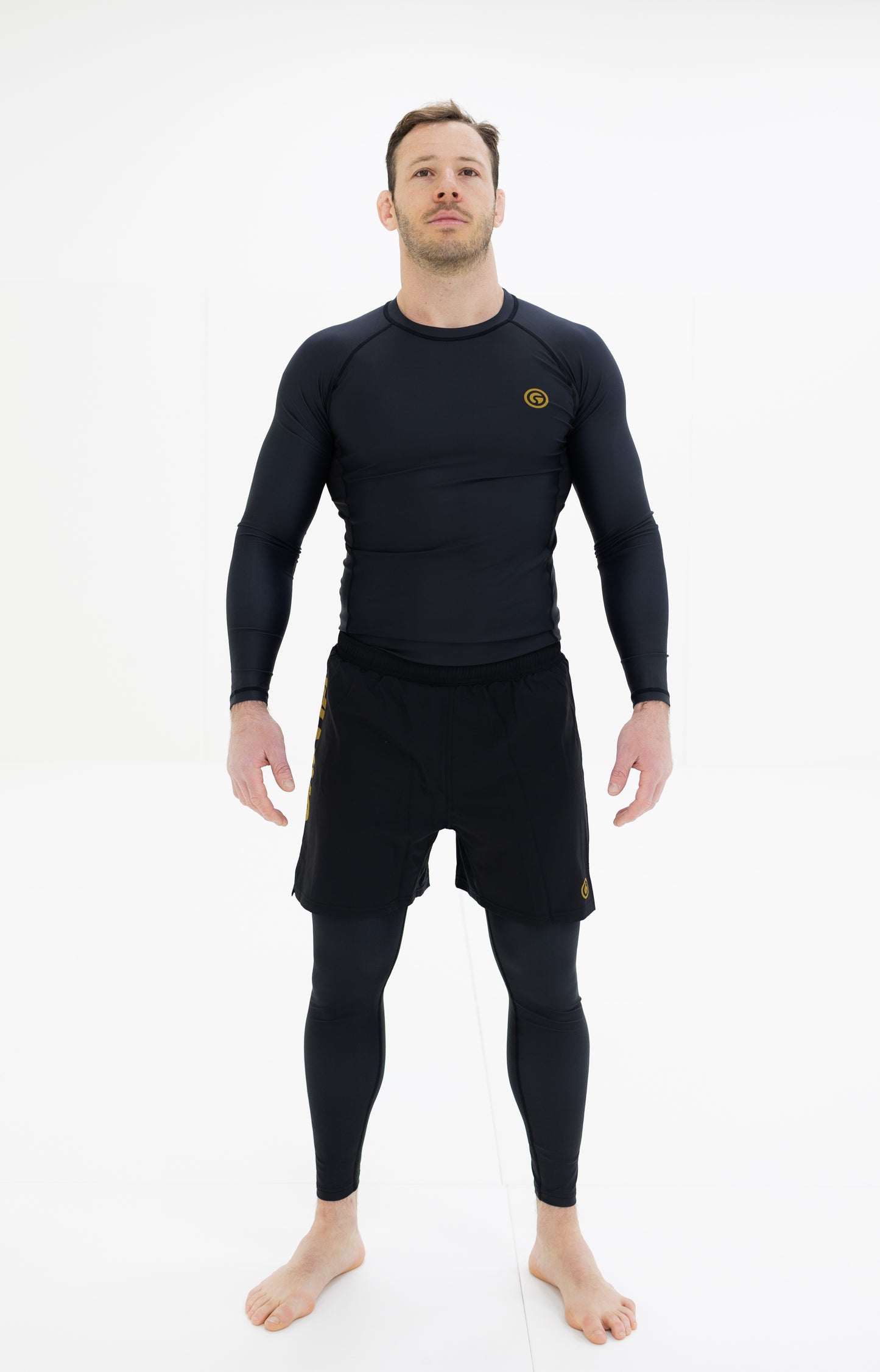 Core Hybrid Long Shorts V2 - Black/Gold